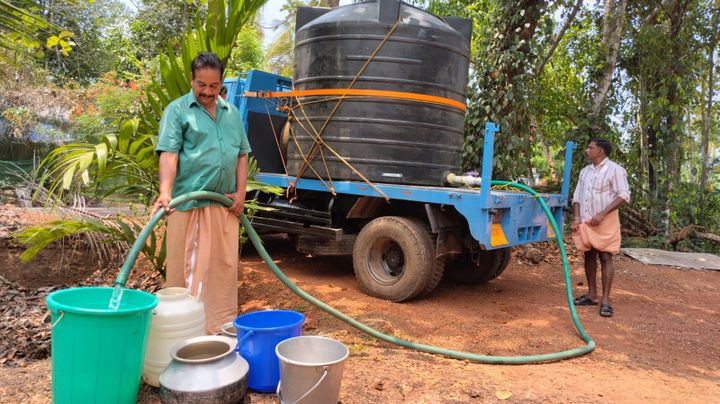വെള്ളൂർ ഗ്രാമ പഞ്ചായത്തിൽ കുടിവെള്ള വിതരണം ആരംഭിച്ചു