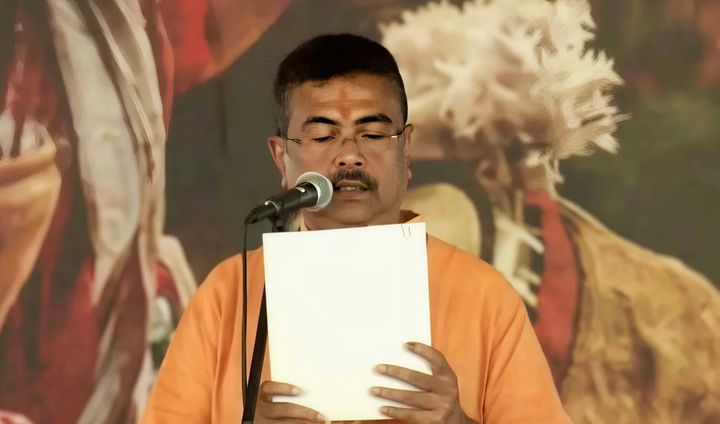 ബംഗാളിൽ സുവേന്ദു അധികാരി മുഖ്യമന്ത്രിയായി സത്യപ്രതിജ്ഞ ചെയ്തു