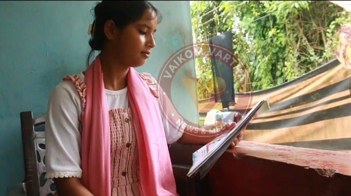 മലയാളം പഠിച്ച്  എസ്.എസ്.എൽ.സി പരീക്ഷയിൽ ഫുൾ എ പ്ലസ് നേടി ആസ്സാംകാരി