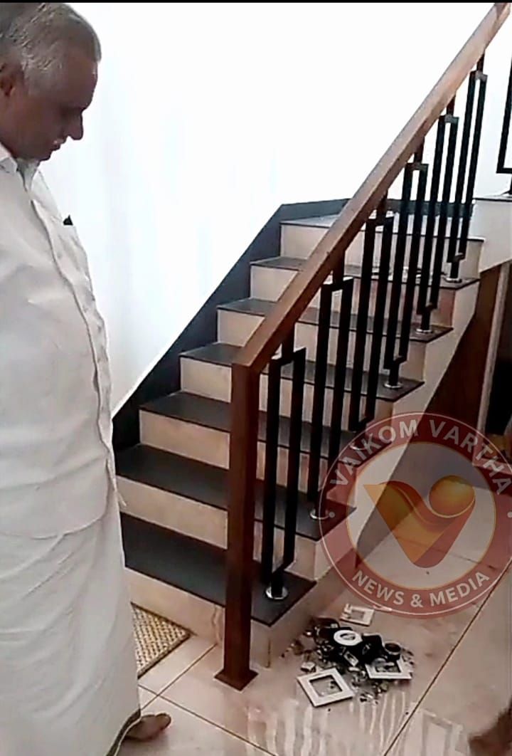ഇടിമിന്നലിൽ വീടുകളിൽ നാശനഷ്ടം