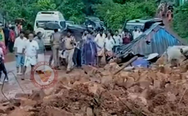 കനത്ത മഴയിൽ മതിലിടിഞ്ഞുവീണ് സഹോദരങ്ങൾക്ക് ദാരുണാന്ത്യം