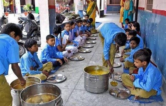 സർക്കാർ സ്‌കൂളുകളിൽ ഇനി ബിരിയാണി മണം: തമിഴ്‌നാട്ടിൽ ഉച്ചഭക്ഷണ മെനു പരിഷ്‌കരിക്കാൻ നീക്കം