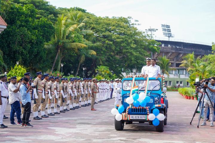 കേരള നിയമസഭയിൽ  സ്വാതന്ത്രദിനത്തിൽ വിപുലമായ  ആഘോഷച്ചടങ്ങുകൾ നടന്നു