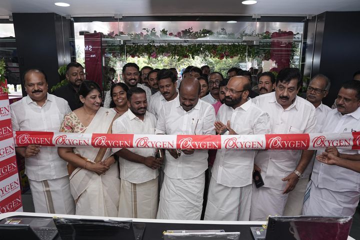 ഓക്സിജന്‍ പുതിയ ഷോറൂം ഇനി കായംകുളത്തും