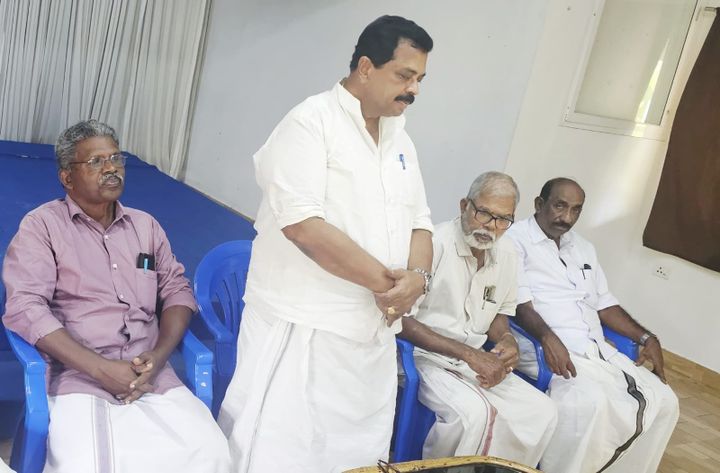 ചെമ്പിലയൻ ജലോത്സവം 27 ന്