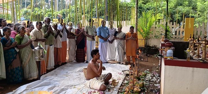 സർപ്പപൂജയും നൂറും പാലും