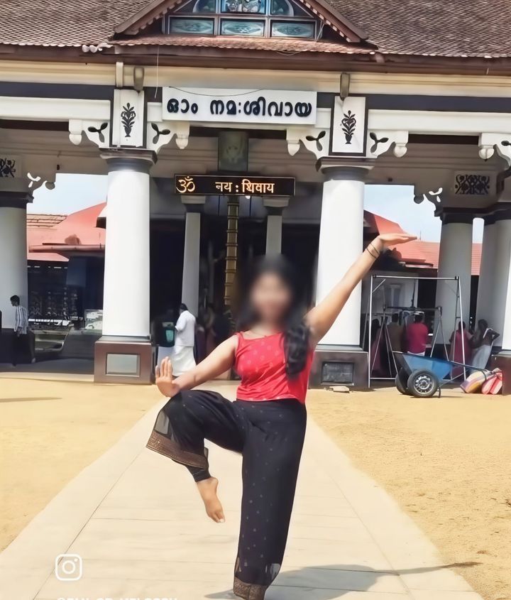 മഹാദേവനും രക്ഷയില്ല; ഭഗവാൻ്റെ തിരുനടയിൽ പെൺകുട്ടിയുടെ താണ്ഡവം!