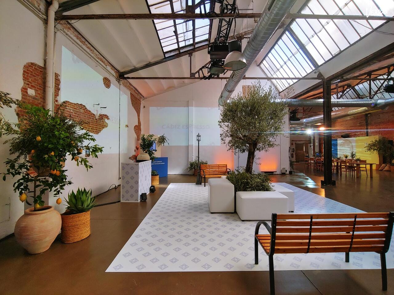 Espacio Jorge Juan – "Espacio elegante con una ubicación top, ideal para eventos empresariales con clientes VIP y reuniones estratégicas."