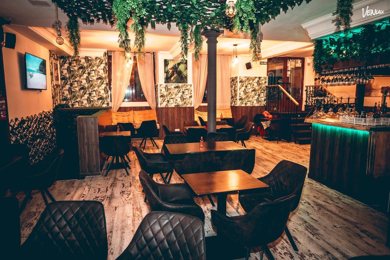 Tropicana Beach club, un sitio perfecto para tu cena de empresa.