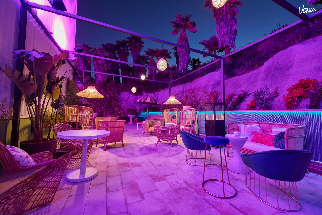 1u L’Avenue Terraza, espacio urbano y elegante para bodas modernas en Barcelona.