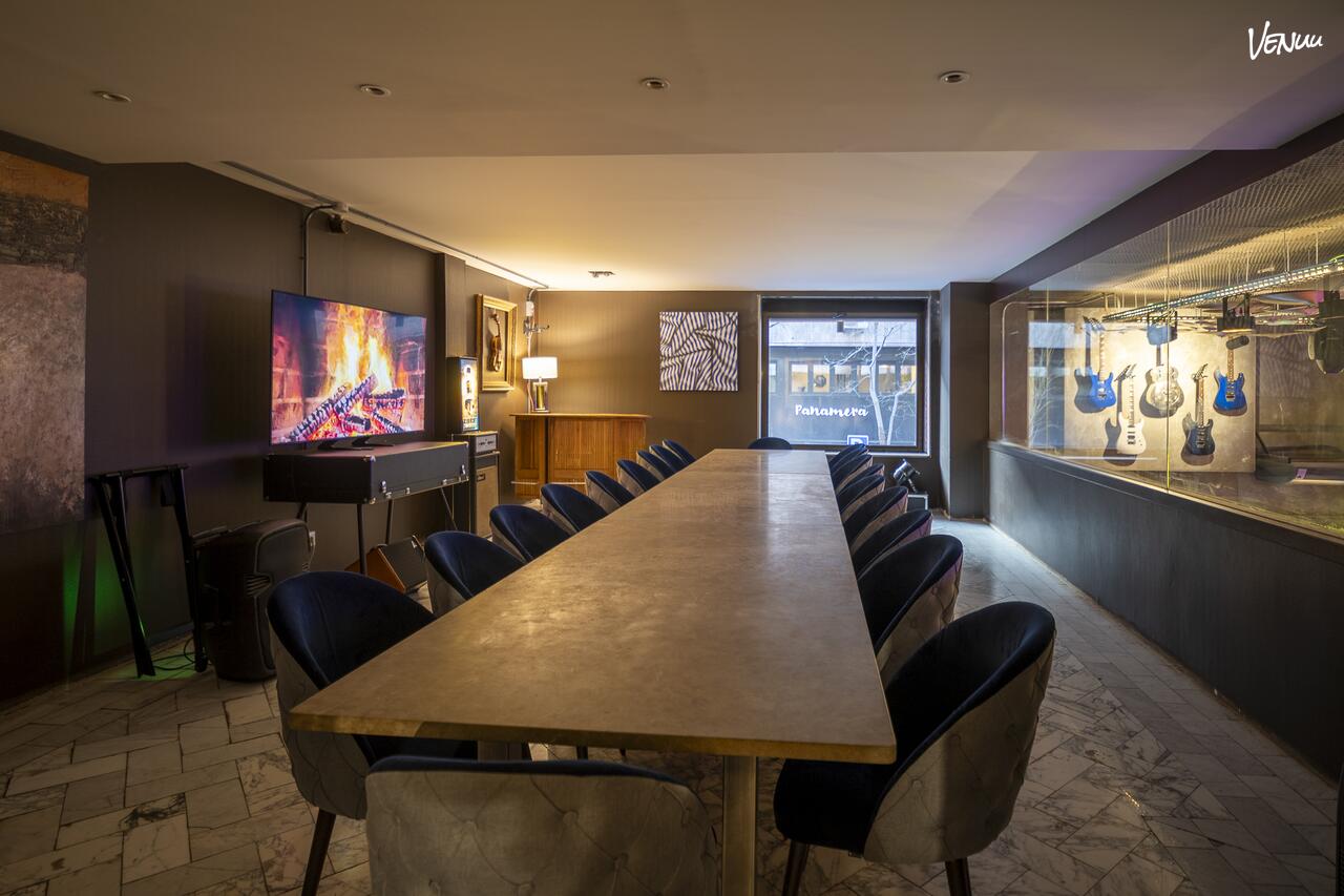 Bosco - Reservado VIP: Restaurante exclusivo con reservado para grupos. Cenas privadas, cócteles premium y una experiencia gastronómica de lujo.