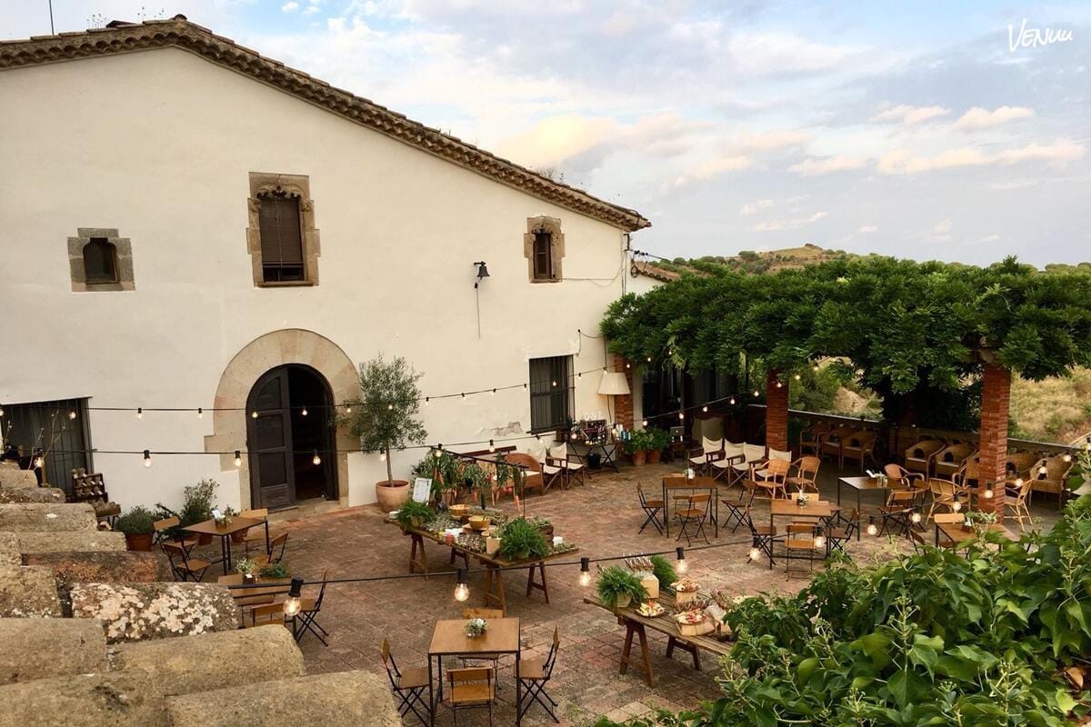  Ca l'Andreu Ecoturisme, una finca ecológica y rústica perfecta para bodas sostenibles y con encanto.