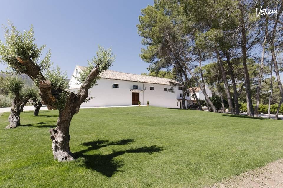 Casa Bernabé – "Casa señorial con historia, perfecta para bodas clásicas y con mucho carácter en Valencia."