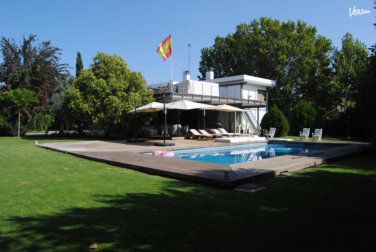  Casa Fuente, una casa rural cerca de Madrid ideal para despedidas de soltera con alojamiento.