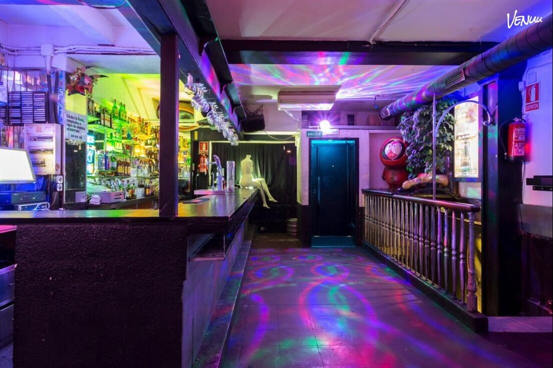 Destino Malasaña, un local con encanto urbano perfecto para cumpleaños con estilo y descontrol medido.