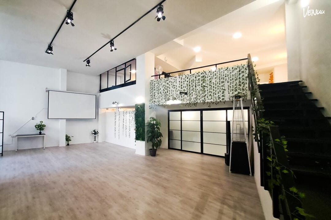 Espacio Endor, un local en Madrid con ambiente futurista para eventos únicos y memorables.