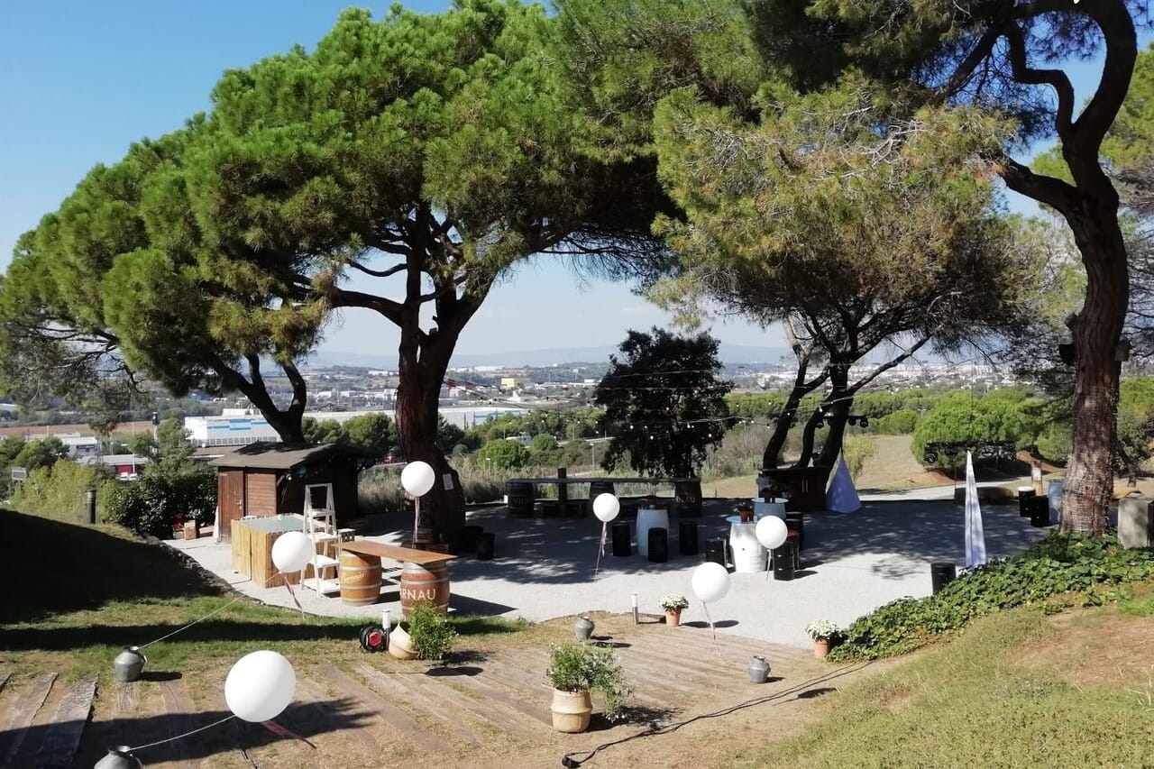 Hotel Augusta El Mirador, terraza encantadora ideal para bodas al aire libre con estilo.