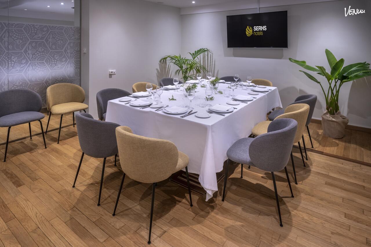 Sala Canaletas del Hotel Rívoli, lujo y elegancia vintage para eventos que deslumbran.