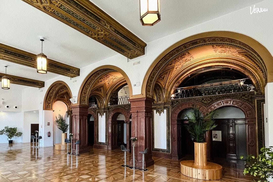 Innédito16 GV Venue, espacio en Gran Vía para eventos con estética potente y actitud audaz.