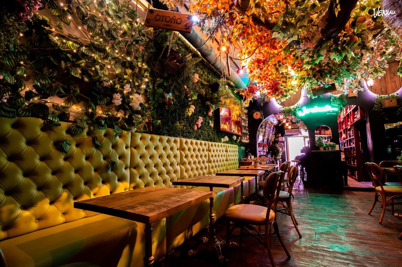  Jardinet de Gràcia, un local en Barcelona con encanto ideal para despedidas de soltera elegantes y divertidas.