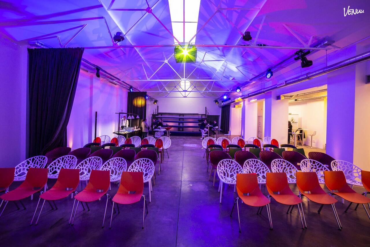 La Grada, un espacio en Madrid ideal para eventos corporativos con un diseño innovador tipo gradería.