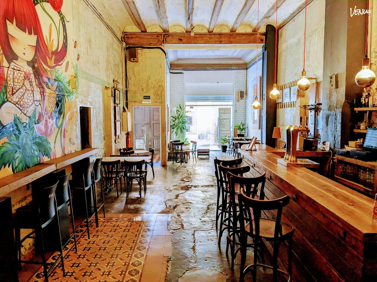 La Escuela de Ruzafa, espacio artístico y flexible para cumpleaños infantiles creativos y con mucha alma.