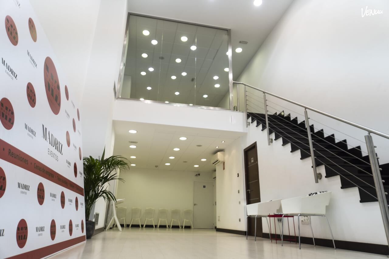 MZ Event Space, un local en Madrid donde cada fiesta privada es un evento épico.