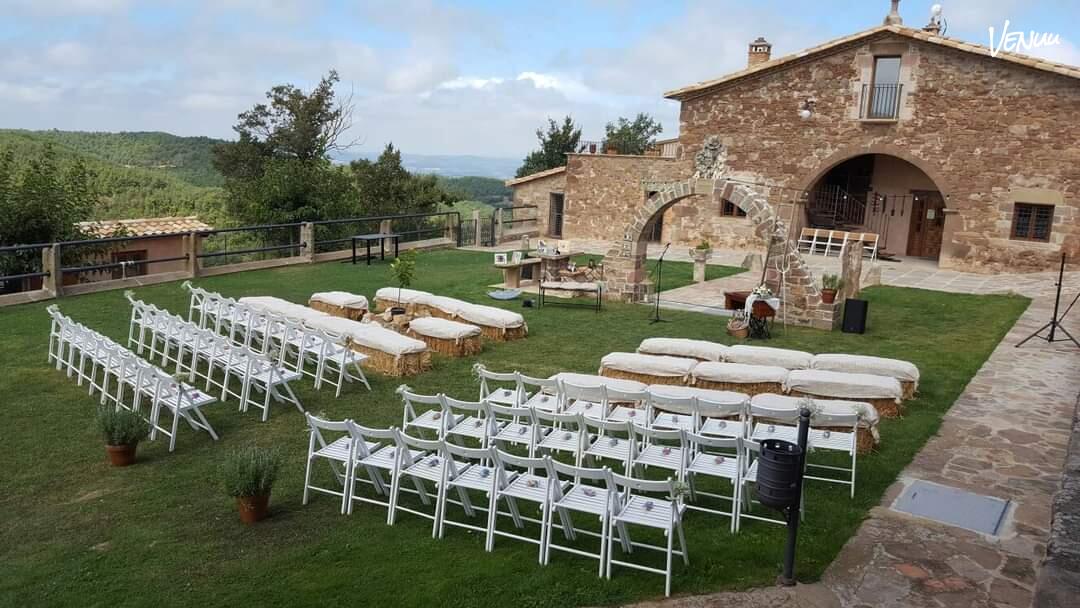 Mas Postius - Exterior, una masía en Barcelona perfecta para bodas al aire libre.