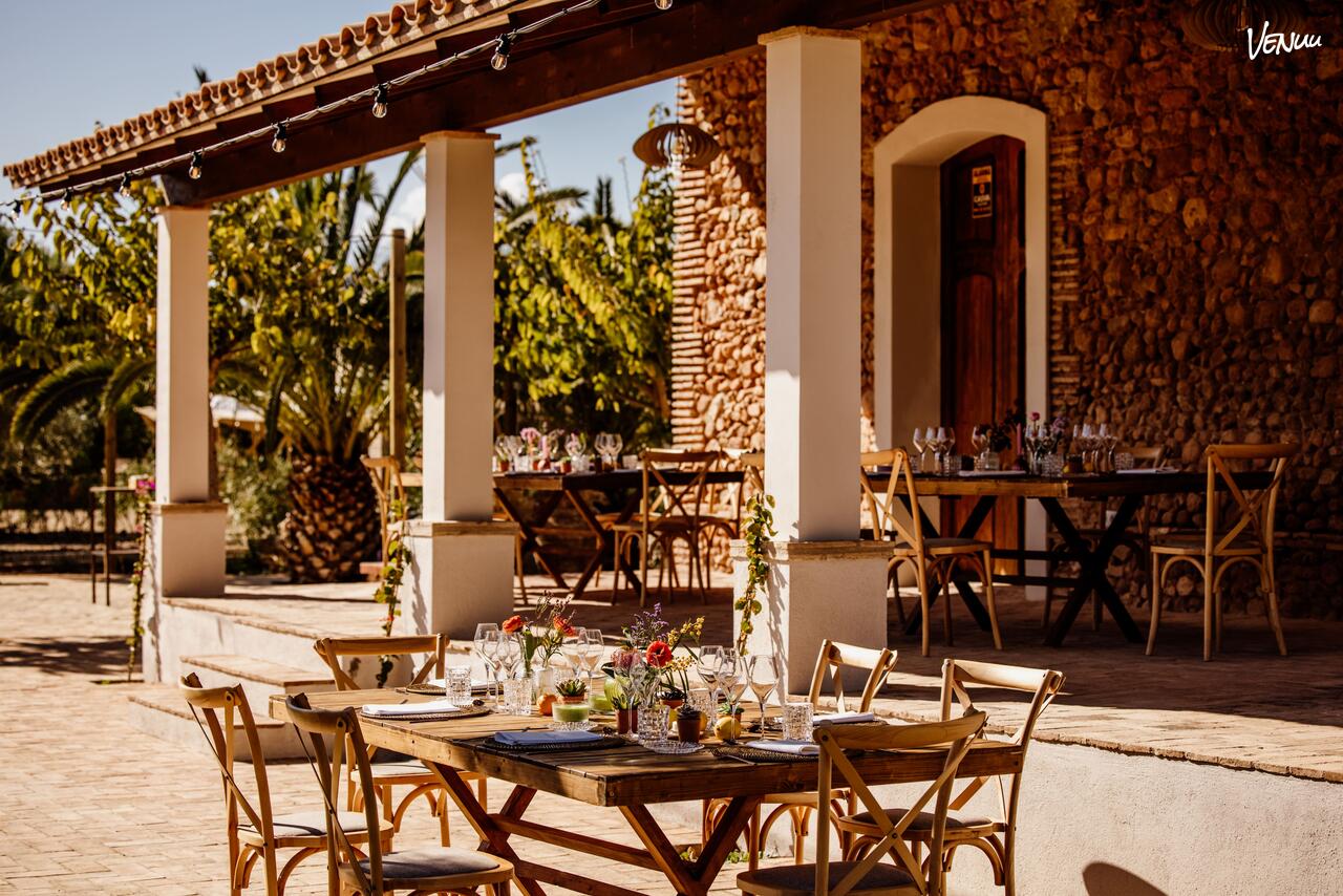 Masía Fuente La Reina - Maset Las Palmas, una finca en Valencia donde las bodas tienen alma.