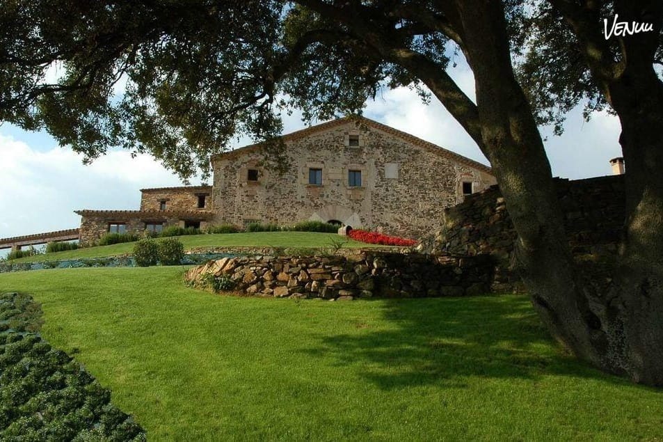 Masía Extraordinaria, una masía en Barcelona donde las bodas son más espectaculares que el vestido de la novia.