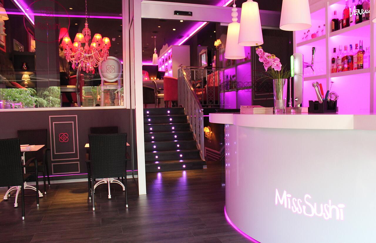 Miss Sushi Avenida Brasil - Sala Privada, un restaurante en Madrid con salón privado perfecto para los amantes del sushi y la exclusividad.