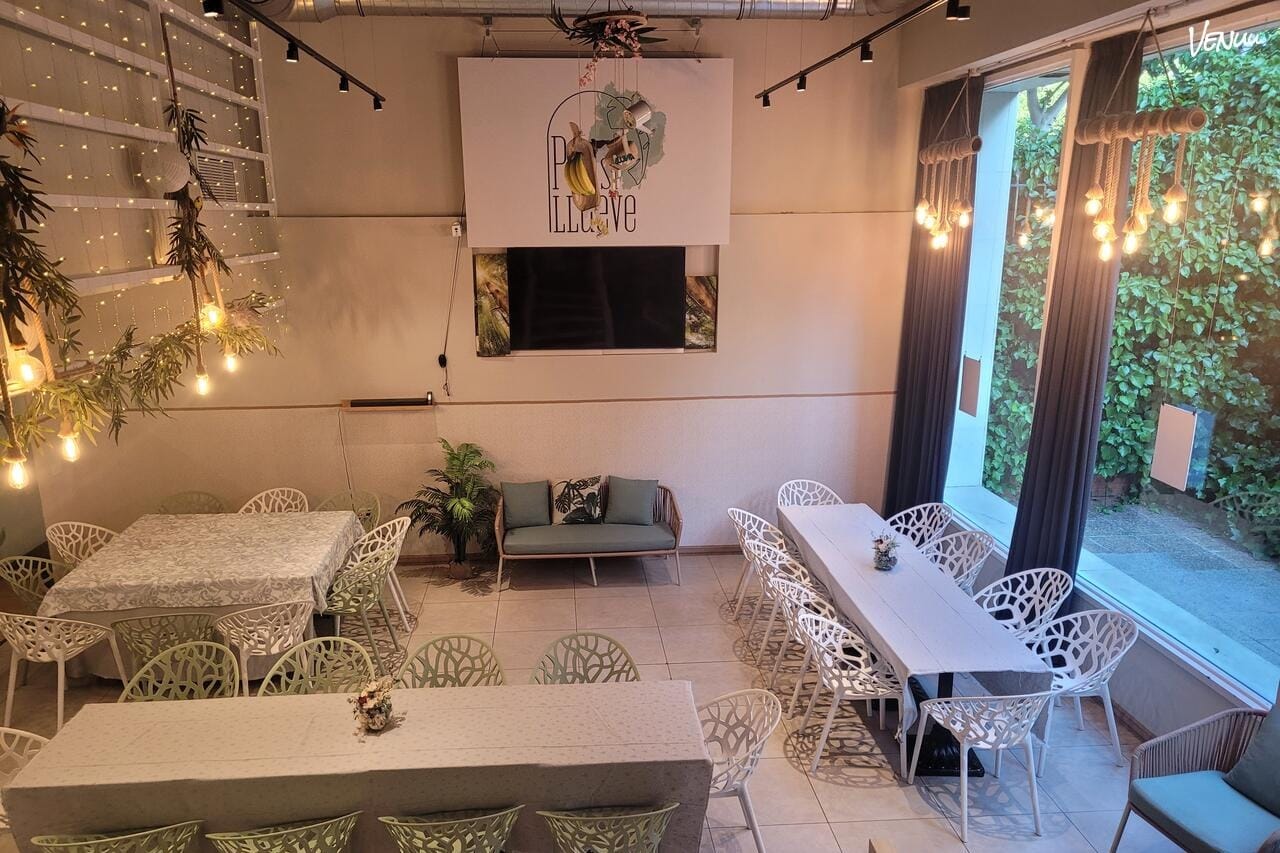 Por Si Llueve, un local versátil en Madrid perfecto para despedidas de soltera en cualquier clima.