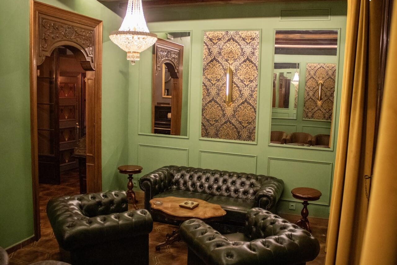 The Craft Club, espacio moderno y creativo ideal para reuniones con personalidad.