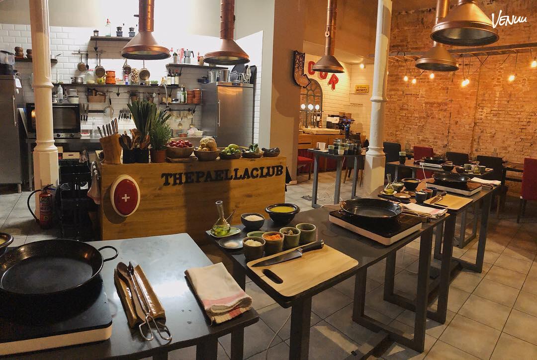 The Paella Club, un espacio en Barcelona donde tu cumpleaños se celebra cocinando y comiendo.