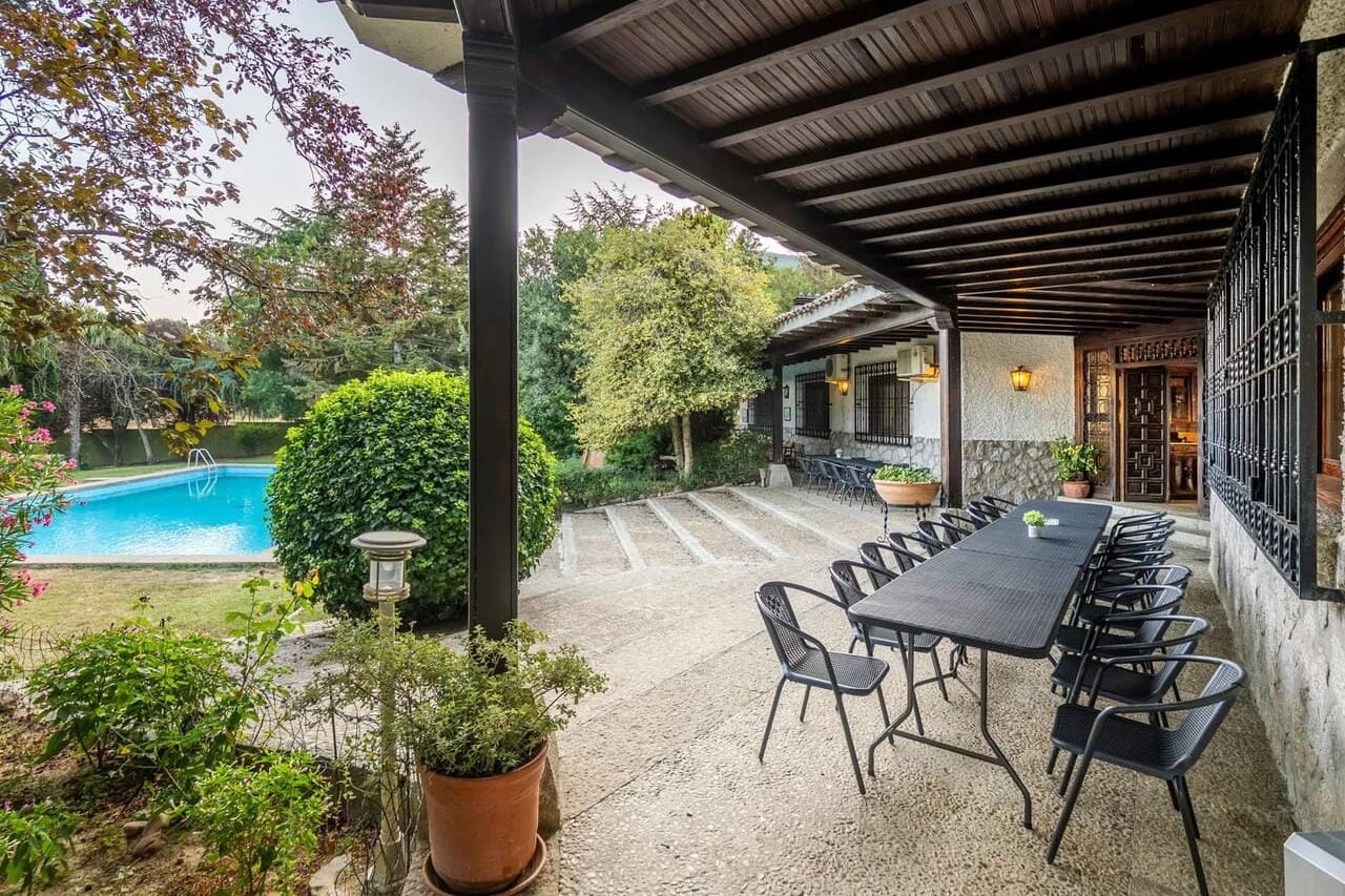  Villa Escorial Park, una finca con encanto en Madrid para bodas económicas y llenas de estilo.