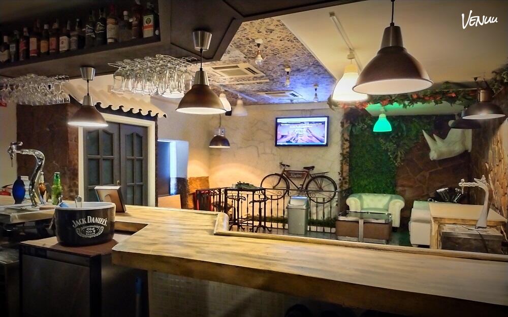 Alpifema en Madrid, sala de alquiler por horas ideal para cumpleaños prácticos y económicos.