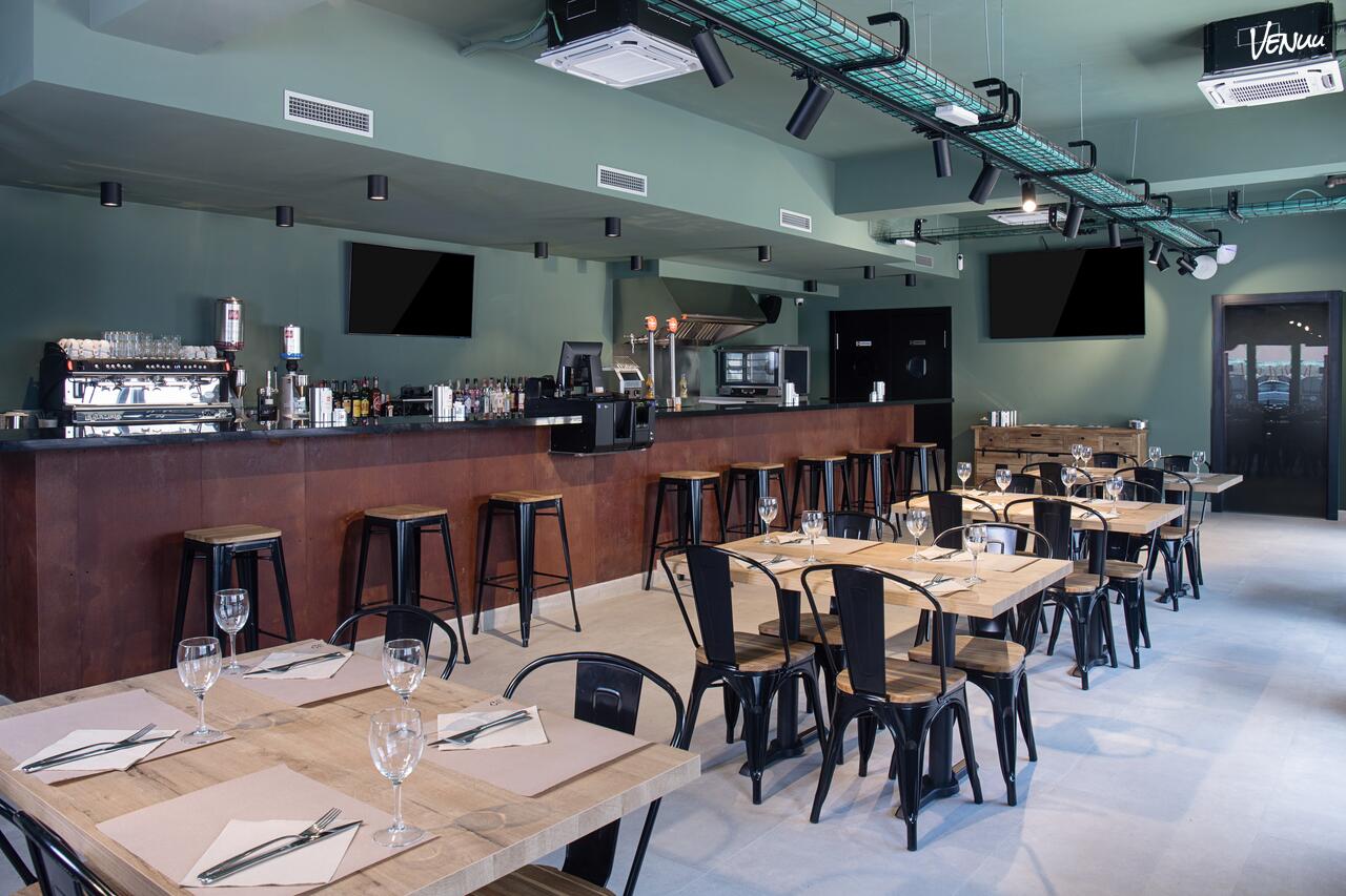 Barsmatic, local moderno para celebraciones con personalidad en Barcelona.