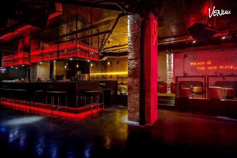 Black Star Madrid, discoteca completa para celebraciones al límite del glamour.