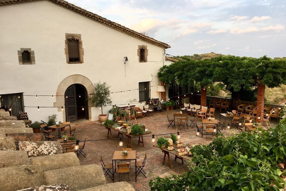Ca l’Andreu Ecoturisme, bodas eco-friendly con corazón rural y alma libre.