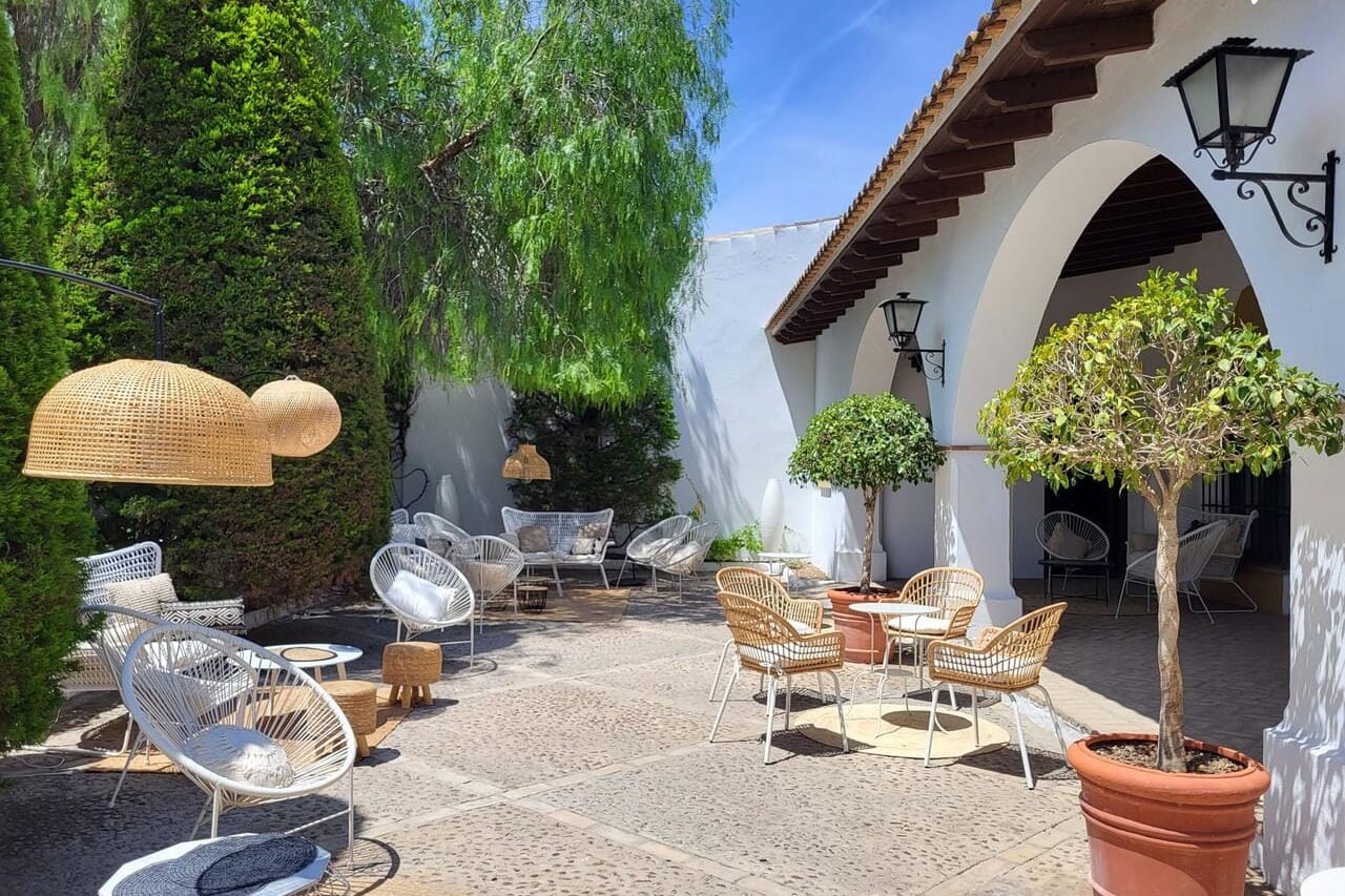  Hacienda Los Frailes Jardines, espacio natural y elegante para celebraciones únicas.