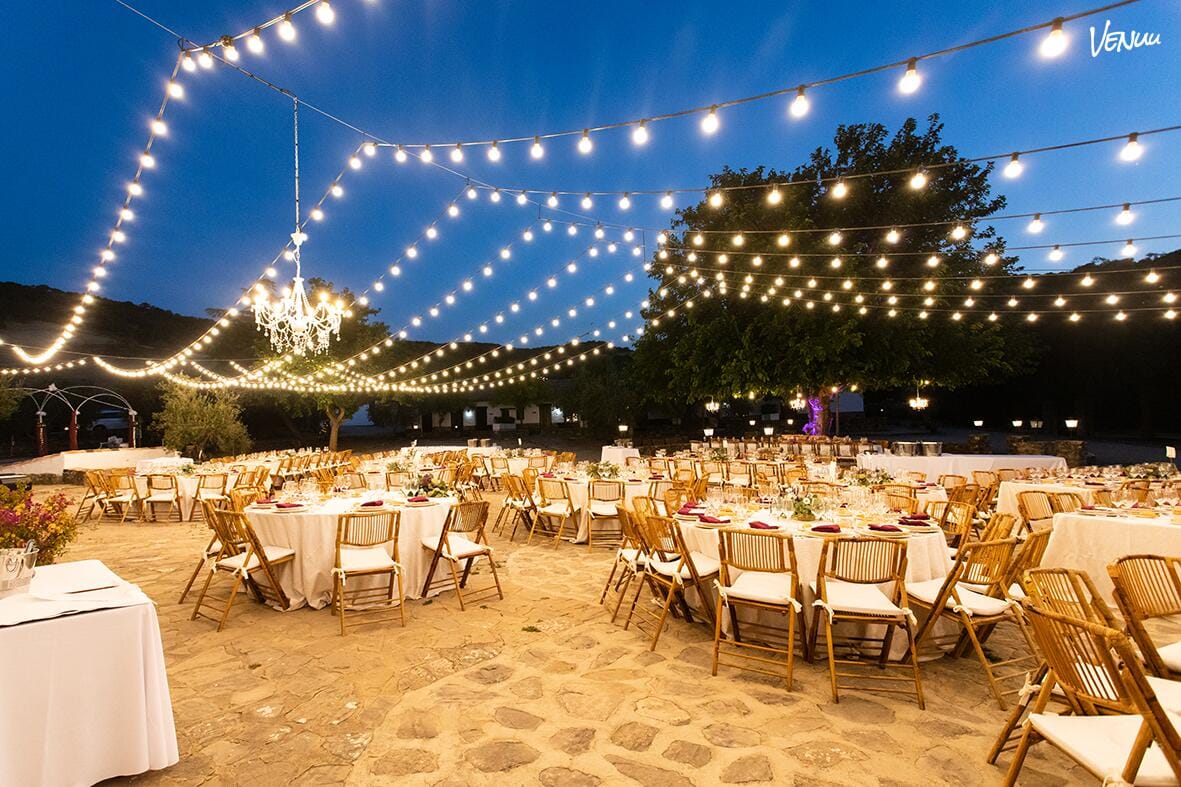 Hotel El Horcajo en Málaga, espacio rural con alojamiento ideal para comuniones familiares en plena naturaleza.