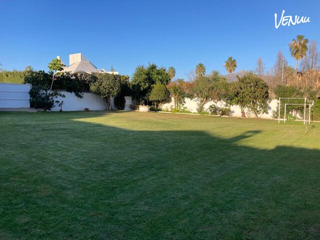 Los Eucaliptos en Málaga, espacio campestre ideal para comuniones familiares relajadas y al aire libre.