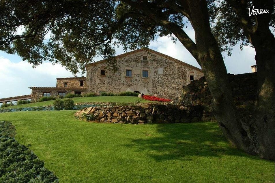 Masia Extraordinaria, finca moderna con estilo bohemio para bodas memorables y muy instagrameables.
