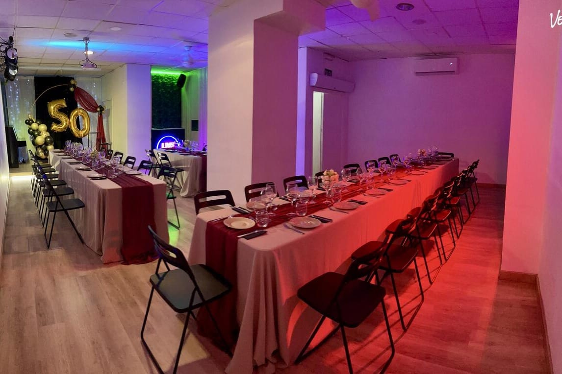 Mi Tierra Club, pura energía tropical para eventos vibrantes en Valencia.