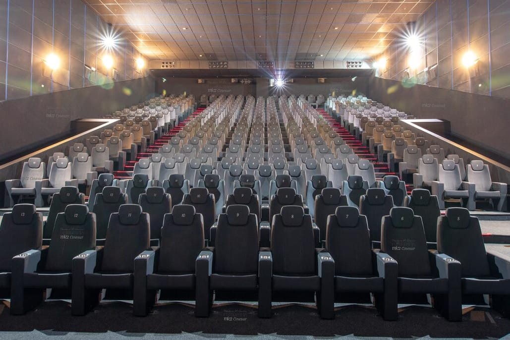 mk2 Cinesur Nervión Plaza, sala de cine en Sevilla para congresos visuales e innovadores.