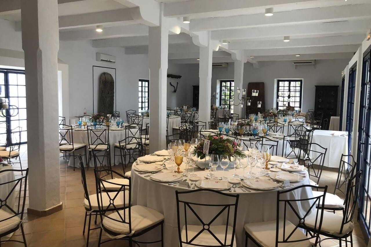  Salón rústico y tradicional para eventos con alma andaluza y bolsillo feliz.
