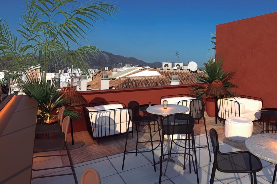  Terraza Quizás en Málaga, espacio íntimo y relajado ideal para despedidas originales entre amigas con mucho feeling.