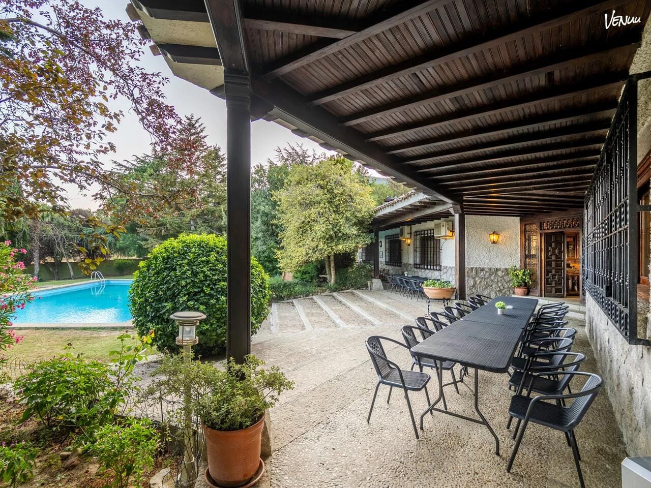 Villa escorial park, celebra tu boda de oro aquí. 