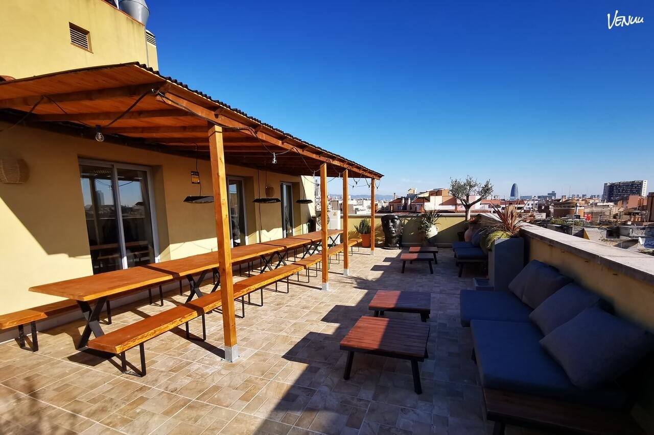 Ático Mediterráneo Sala Mar Barcelona terraza para fiestas de verano.