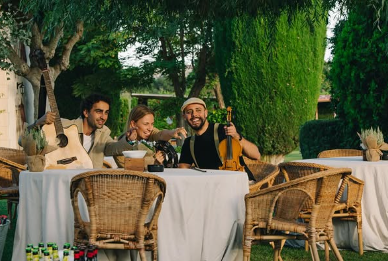  Trifàsic es un grupo con más de 8 años de experiencia y más de 300 conciertos a sus espaldas